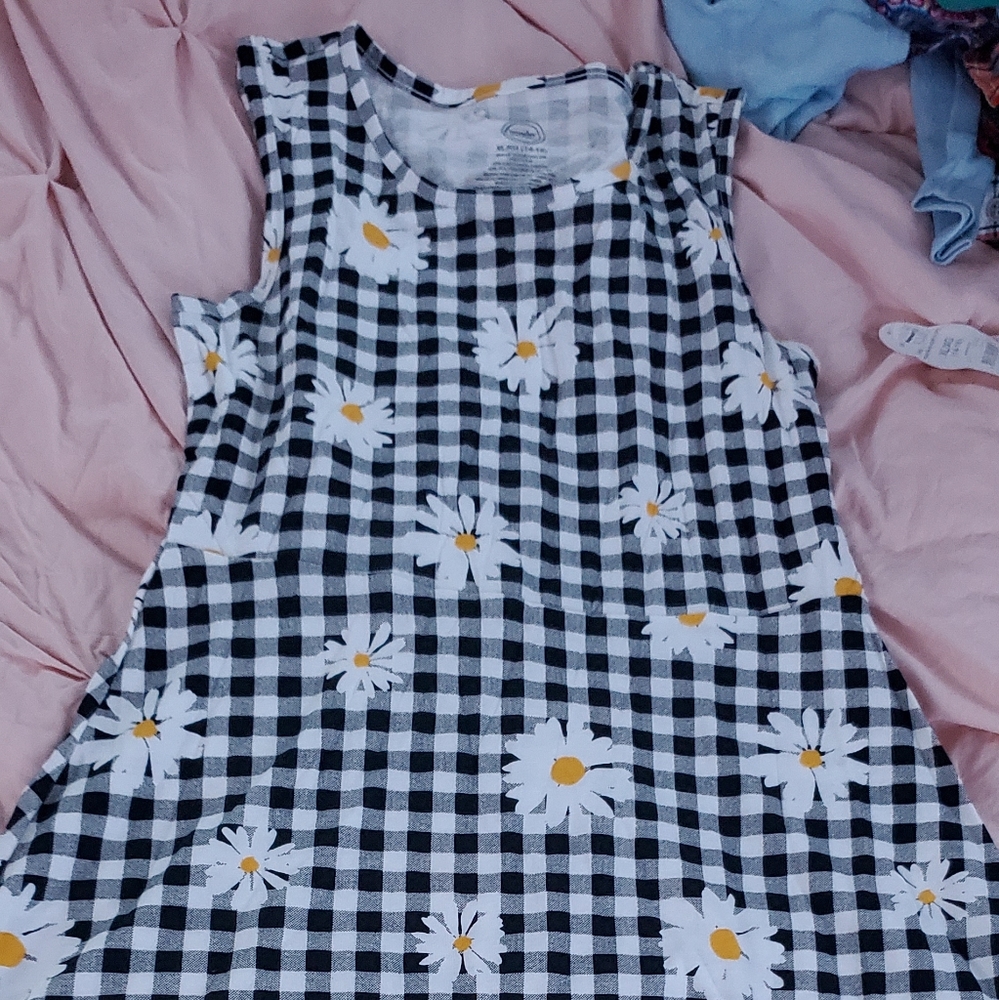Black and white daisy dress 14/16
